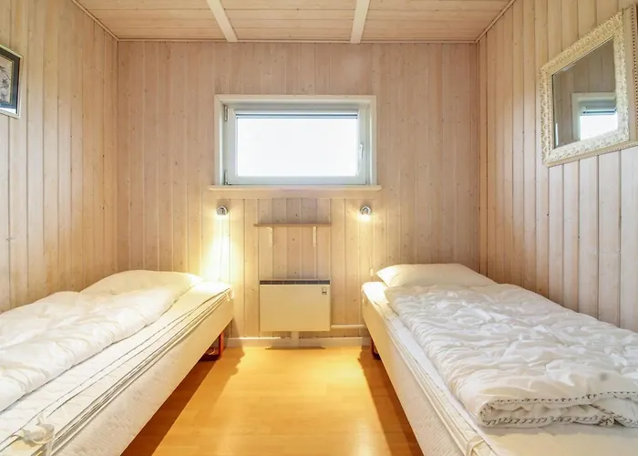 Mette - 98m From The Sea By Interhome *